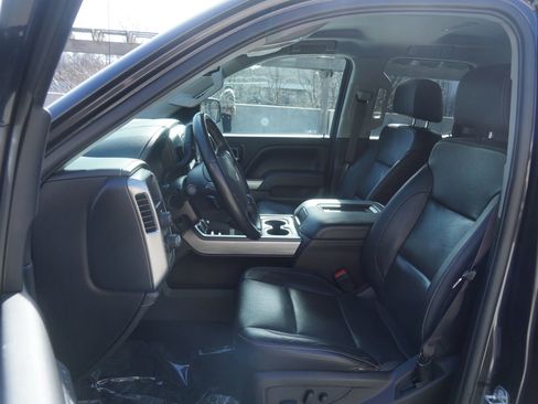 Used 2016 Chevrolet Silverado 1500 LTZ Z71 w/ LTZ Plus Package AWD/4WD image 12