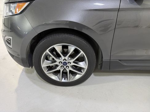 Used 2015 Ford Edge Titanium w/ Equipment Group 302A AWD/4WD image 9