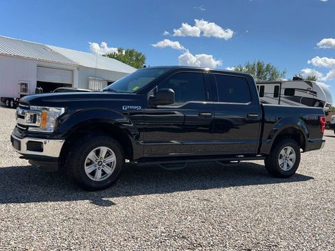 Used 2020 Ford F150 XLT image 2