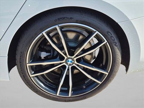 Used 2021 BMW 330i Sedan RWD image 9