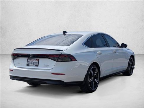 Used 2023 Honda Accord Sport image 5