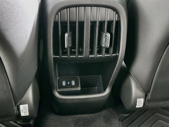 Used 2026 Hyundai Kona Limited FWD image 12