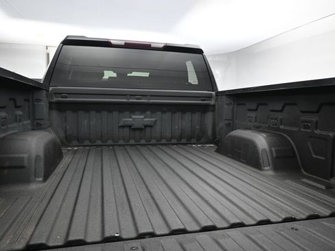 Used 2022 Chevrolet Silverado 1500 Custom AWD/4WD image 27