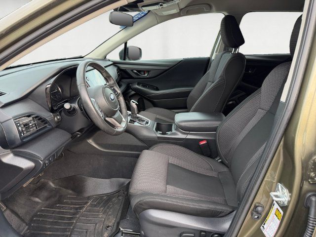 Certified 2025 Subaru Outback Premium AWD/4WD image 9