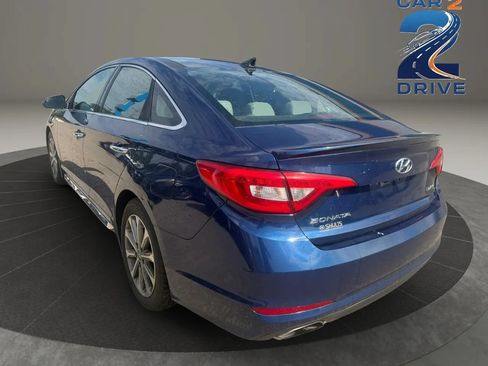 Used 2016 Hyundai Sonata Limited w/ Option Group 04 FWD image 8