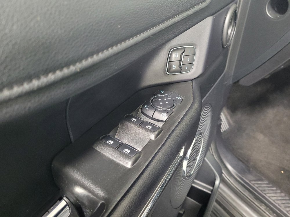 Used 2020 Ford Expedition XLT w/ Equipment Group 202A AWD/4WD image 27