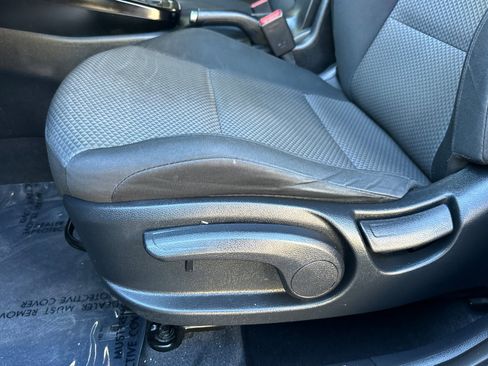 Used 2021 Kia Soul LX image 13