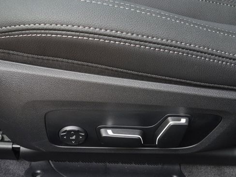 New 2026 BMW 330i xDrive 330i xDrive w/ M Sport Package image 29