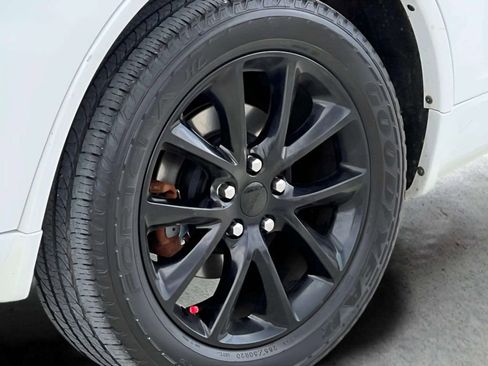 Used 2018 Dodge Durango R/T w/ Blacktop Package AWD/4WD image 6
