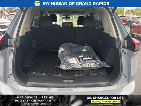 New 2026 Nissan Rogue SV w/ Rock Creek Premium Package AWD/4WD image 20