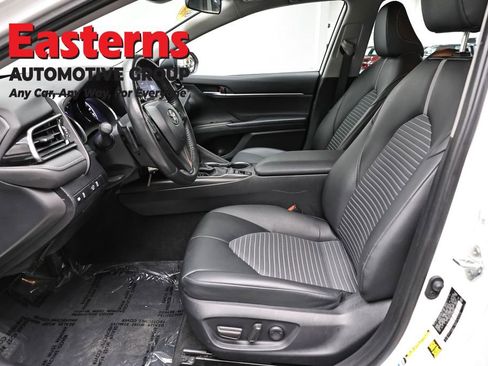 Used 2023 Toyota Camry SE AWD/4WD image 14