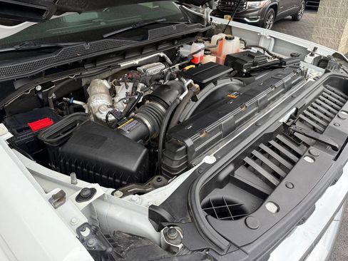 Used 2023 Chevrolet Silverado 2500 LT AWD/4WD image 50