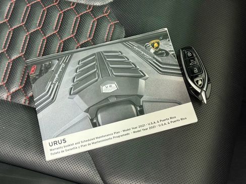 Used 2021 Lamborghini Urus image 59