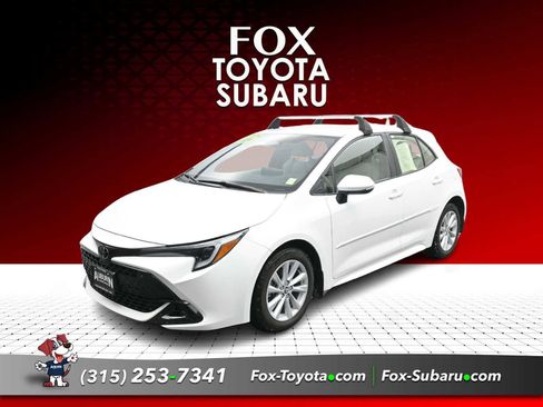 Used 2025 Toyota Corolla SE image 1