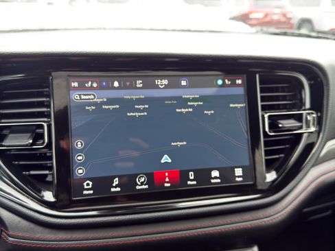 Used 2024 Dodge Durango GT image 19