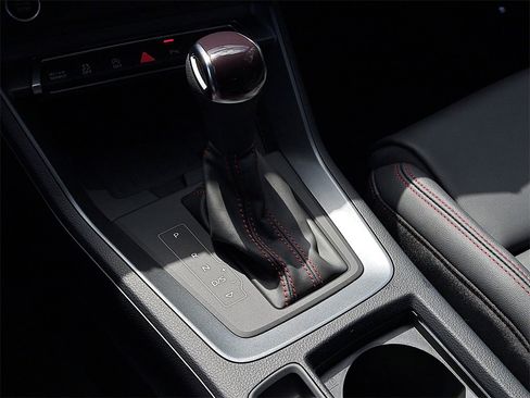 New 2025 Audi Q3 2.0T Premium Plus image 15