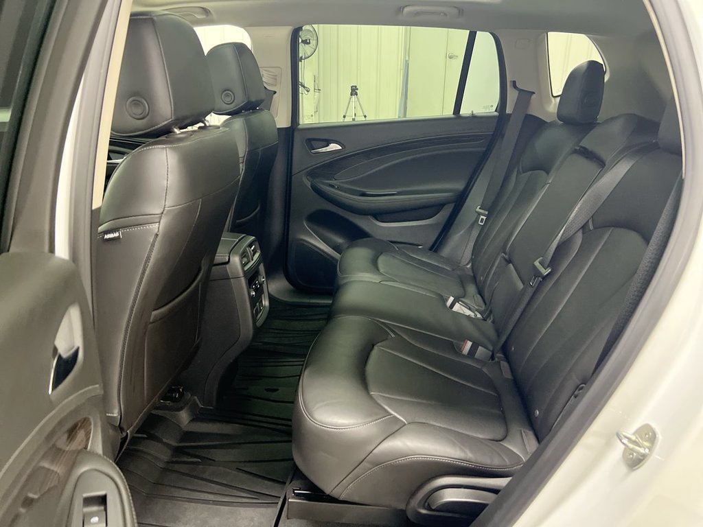 Used 2020 Buick Envision Essence FWD image 23
