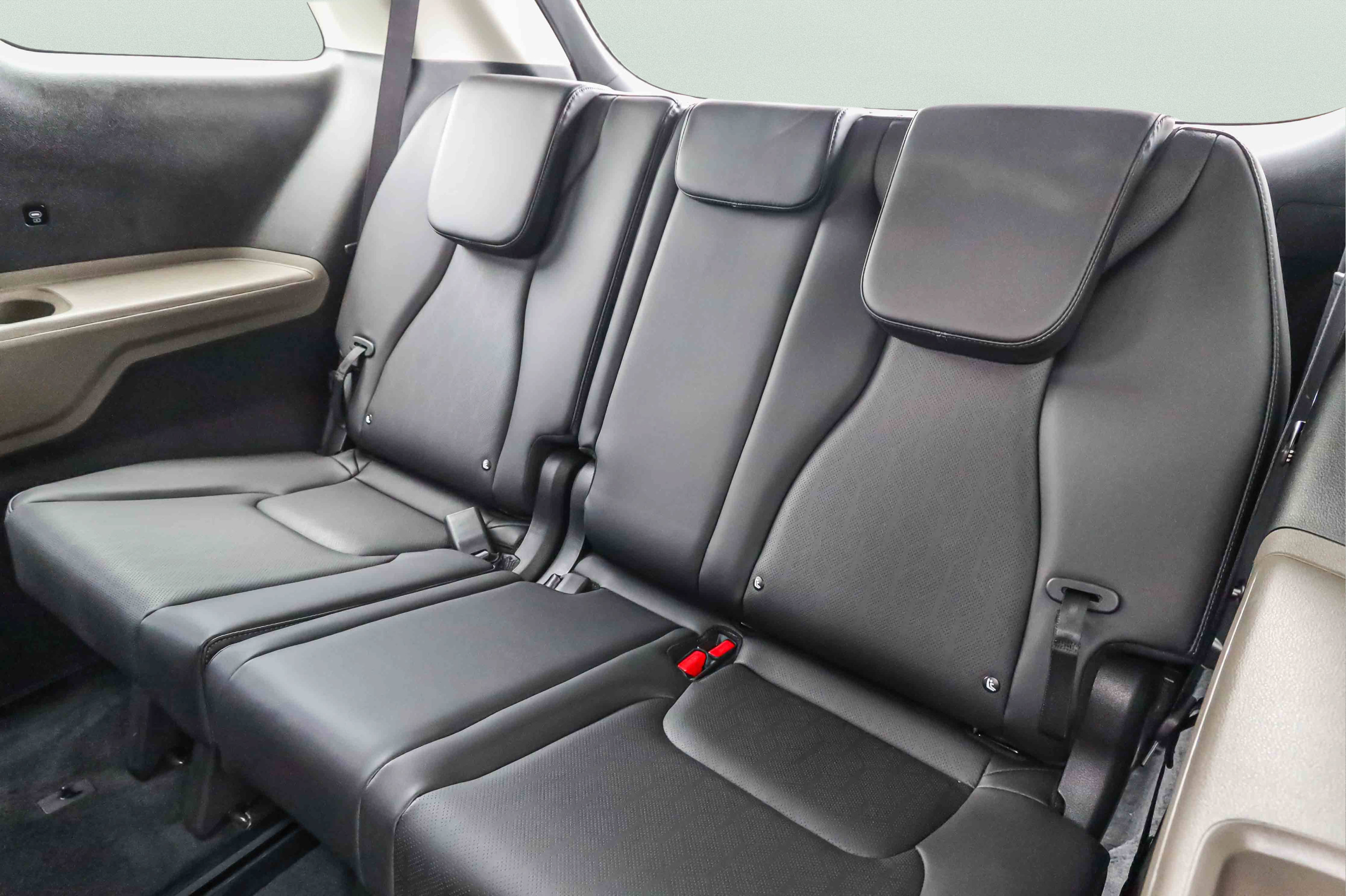 Used 2026 Kia Carnival FWD image 22