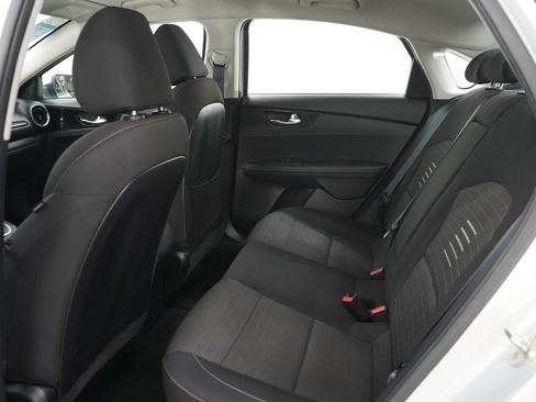 Used 2019 Kia Forte S FWD image 13