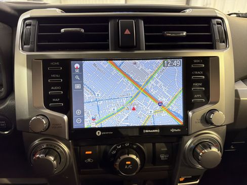 Used 2022 Toyota 4Runner SR5 Premium AWD/4WD image 19