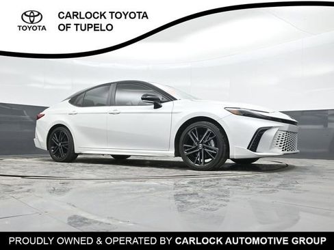 Used 2025 Toyota Camry XSE image 33