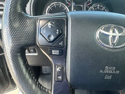 Used 2023 Toyota 4Runner TRD Off-Road Premium w/ Moonroof Package AWD/4WD image 12