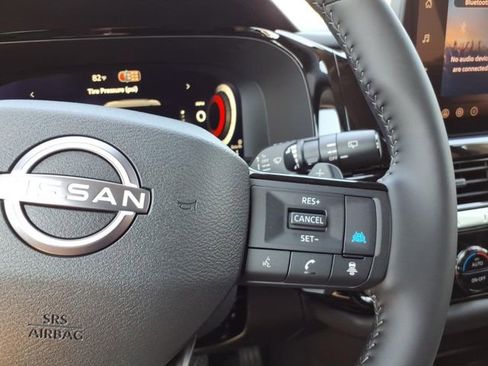 New 2026 Nissan Pathfinder SL AWD/4WD image 11