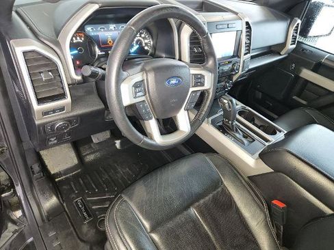 Used 2019 Ford F150 Lariat image 11