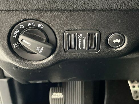 Used 2021 Dodge Charger R/T w/ Performance Handling Group image 10