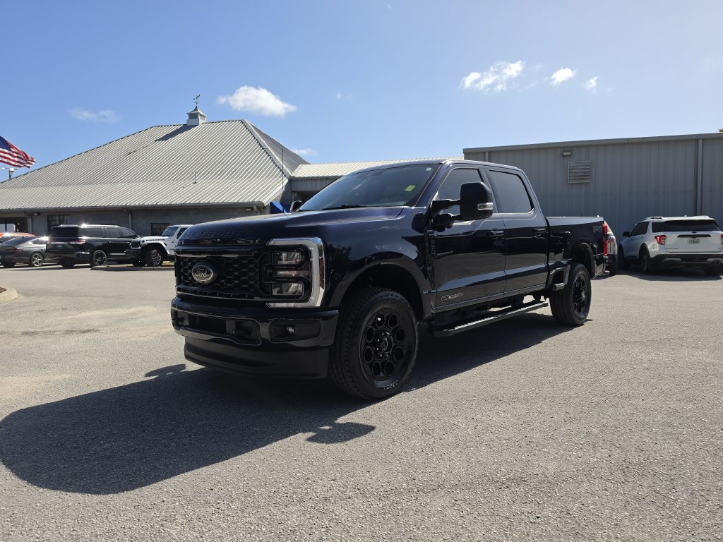 Used 2025 Ford F250 Lariat w/ Black Appearance Package AWD/4WD image 2
