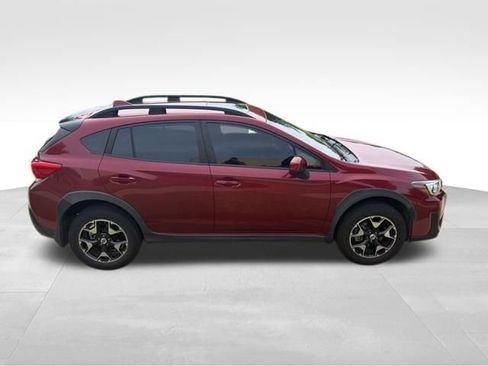 Used 2018 Subaru Crosstrek 2.0i Premium AWD/4WD image 2