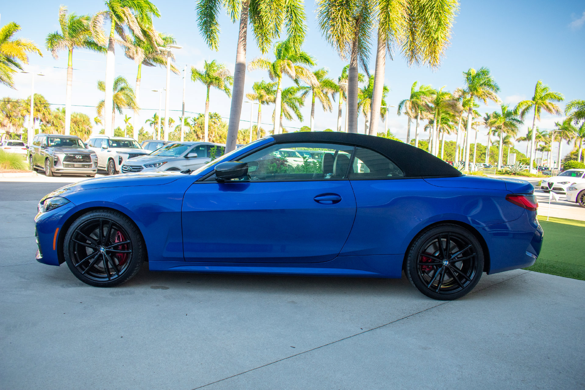 Used 2022 BMW 430i Convertible w/ M Sport Package RWD image 10