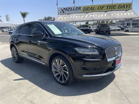 Used 2023 Lincoln Nautilus Reserve w/ Equipment Group 201A FWD image 2
