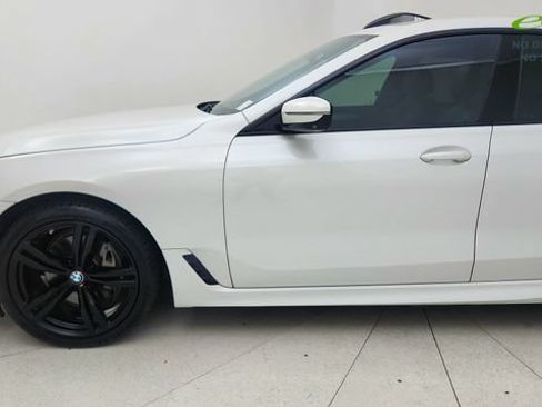 Used 2019 BMW 640i Gran Turismo xDrive w/ Premium Package AWD/4WD image 9