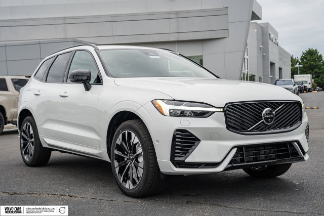 New 2027 Volvo XC60 T8 Plus AWD/4WD image 1