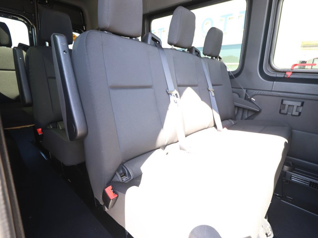 Used 2025 Mercedes-Benz Sprinter 2500 image 17