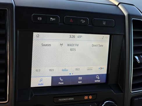 Used 2020 Ford F250 XLT w/ XLT Premium Package image 3