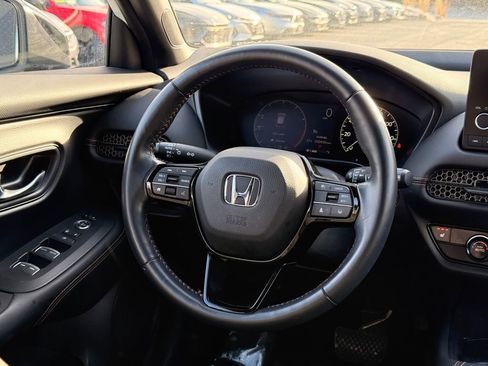 Used 2023 Honda HR-V Sport image 19