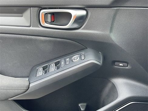 Used 2025 Honda Civic LX image 22