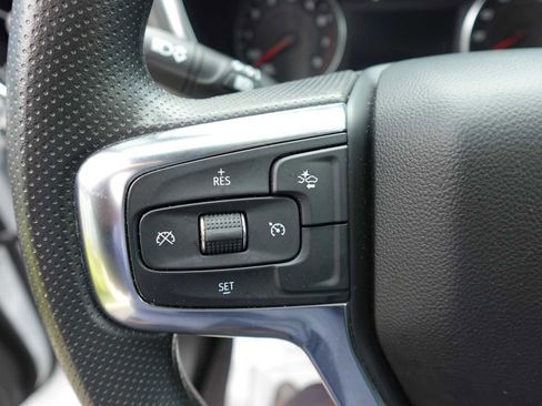 Used 2025 Chevrolet Blazer LT AWD/4WD image 14