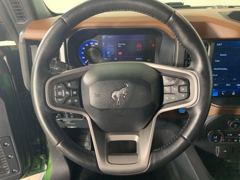 Used 2024 Ford Bronco Outer Banks image 19