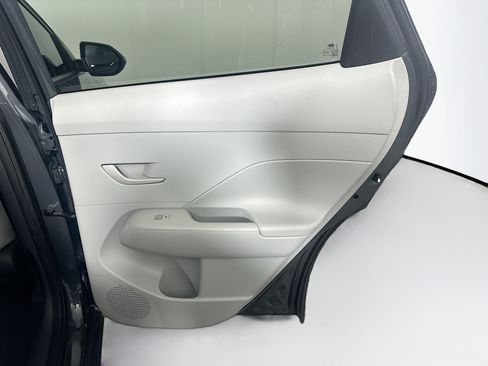 Used 2024 Hyundai Kona SEL FWD image 30