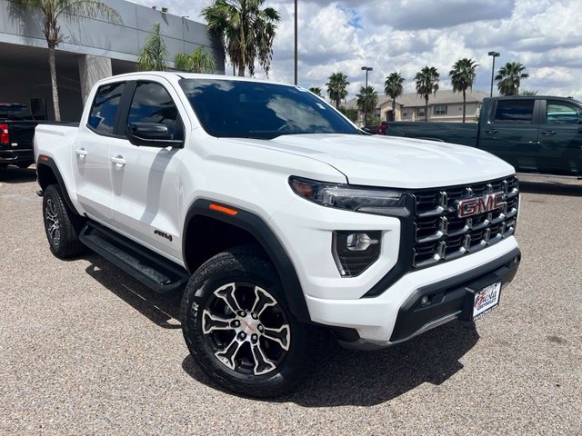 Used 2024 GMC Canyon AT4 w/ LPO, Off Road Lift Package AWD/4WD image 1