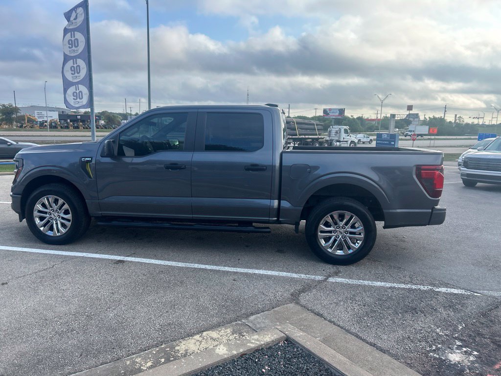 Used 2024 Ford F150 STX RWD image 4