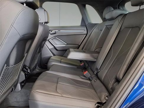 New 2025 Audi Q3 2.0T Premium image 6