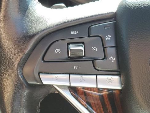 Used 2024 Cadillac Escalade Premium Luxury w/ LPO, Floor Liner Package AWD/4WD image 17