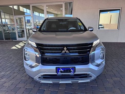 Used 2024 Mitsubishi Outlander SE image 7