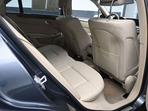 Used 2016 Mercedes-Benz E 350 Sedan image 25
