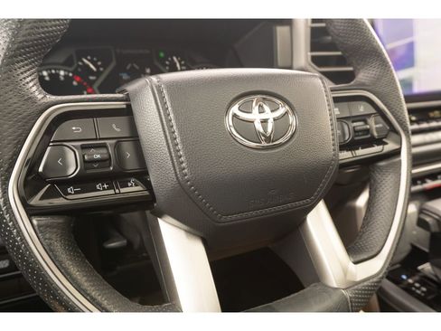 Used 2022 Toyota Tundra Limited w/ TRD Off-Road Package AWD/4WD image 32