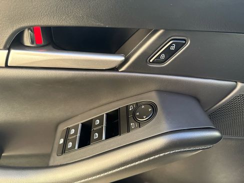 Certified 2023 MAZDA CX-30 AWD 2.5 S w/ Select Package image 13